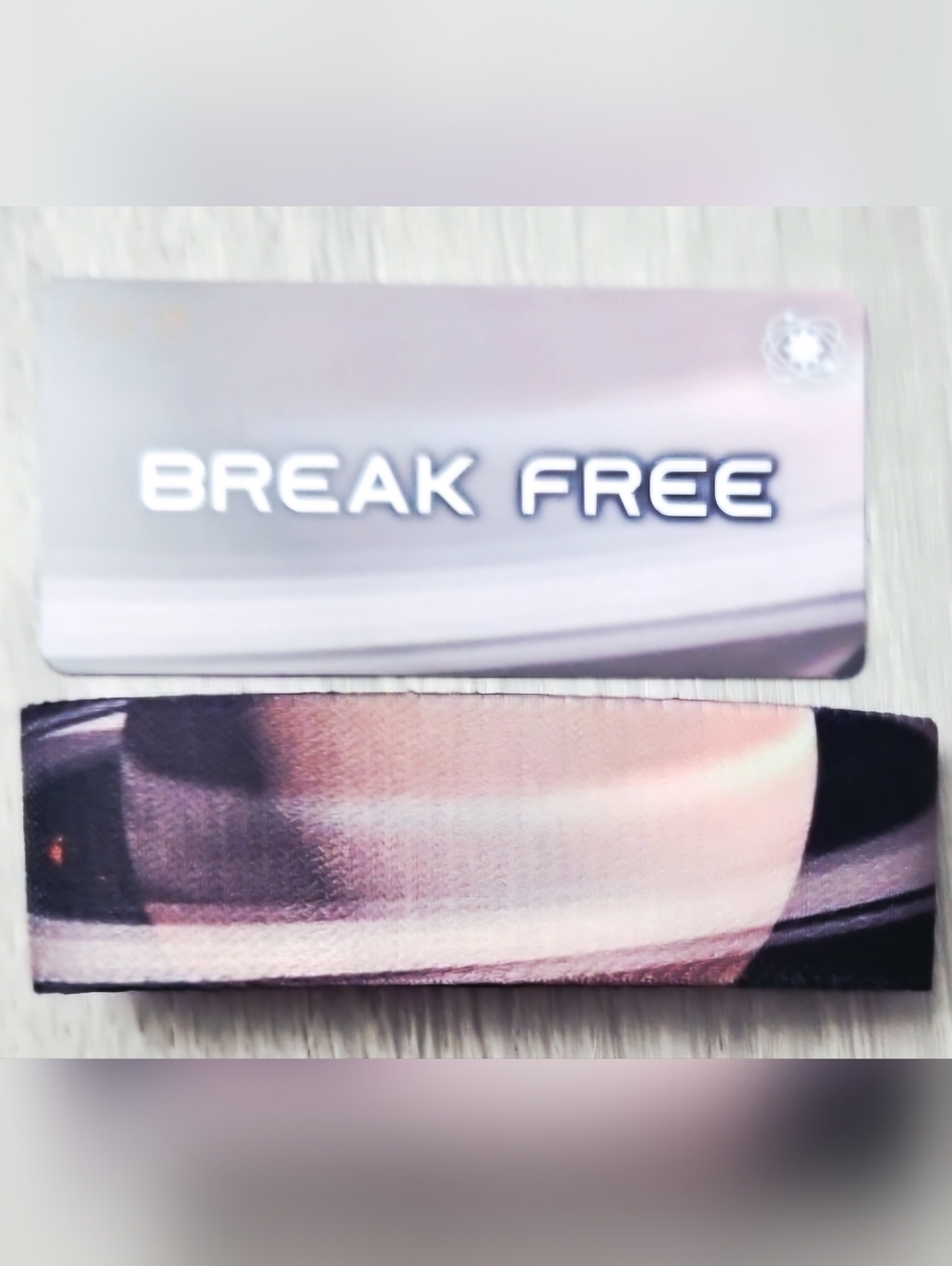 ZOX "BREAK FREE" #418 RARE HOLOGRAPHIC SATURN DIAMOND COLLECTIBLE WRISTBAND